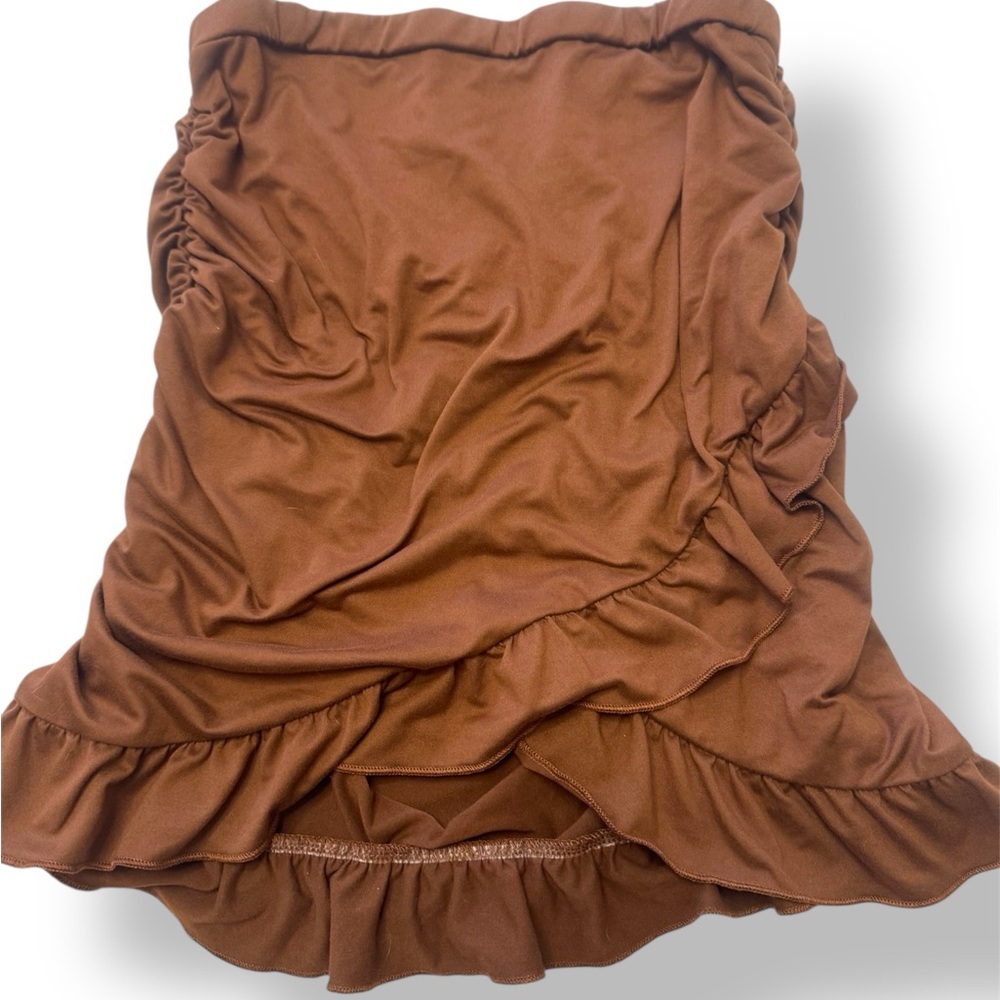 Skirts - Picture 3 of 3